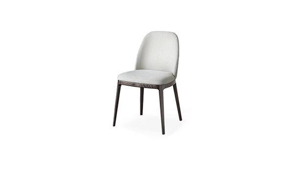 Rugiano Pocket Chair