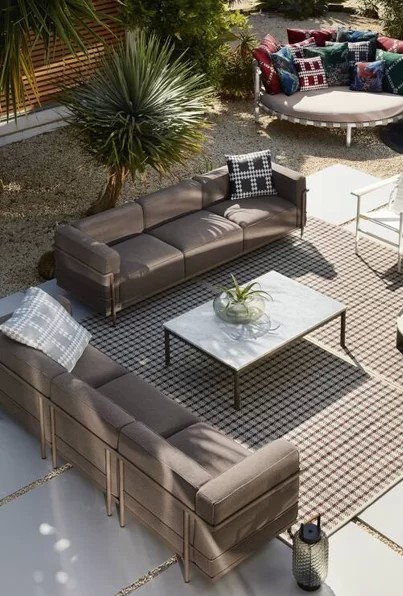 Cassina 10 Table En Tube Basse, Grand Modèle, Outdoor